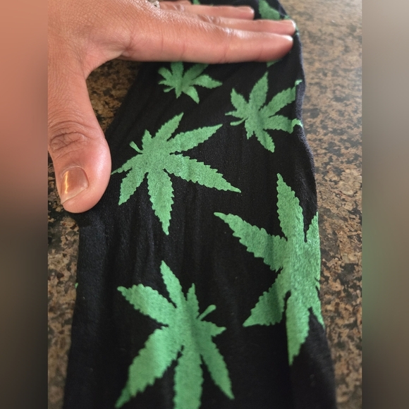 Mary Jane Thigh High Stockings - Picture 2 of 3